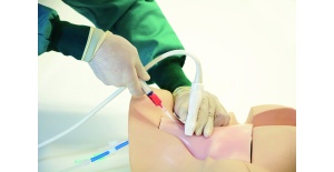 05-simulador-de-insercion-de-cvc-iii-m93c-de-kyoto-kagaku